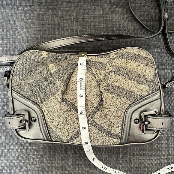 Burberry Shimmer check crossbody bag - Picture 9 of 16